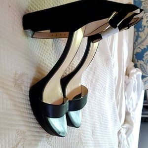 NWT Nine West Black Suede Sandal Block Heel
